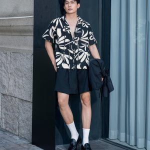 Wide-Led Tailored Short